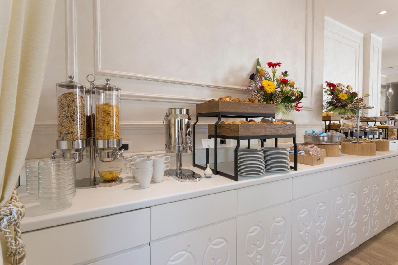 Amsterdam Suite Hotel & Spa 里米尼 外观 照片